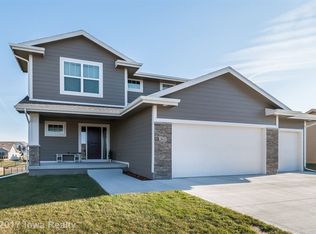 2621 4th Ave SW, Altoona, IA 50009