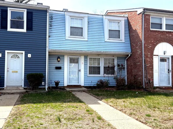 8 Ridgewood Pl, Willingboro, NJ 08046