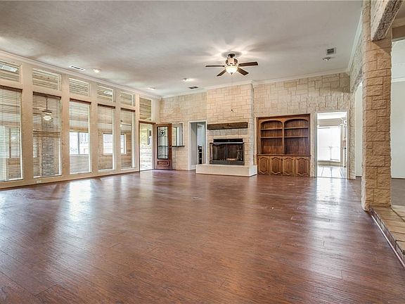 4th image of 10106 Dove Trail Cir
