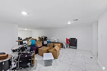 Rented by The Galatz Group