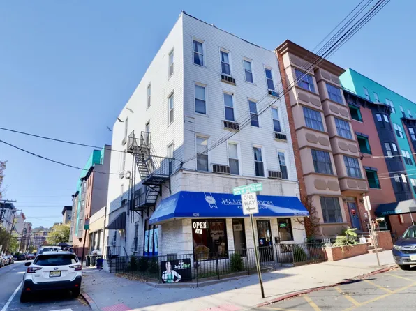 400 Jefferson Street image 10 of 12