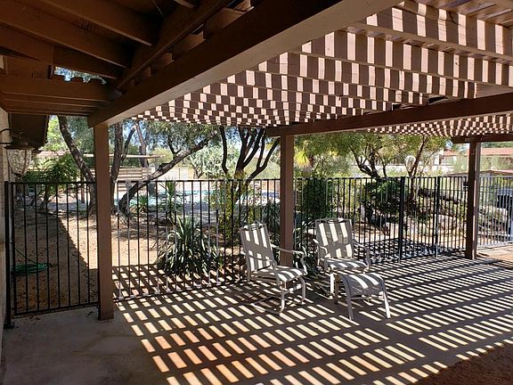 4th image of 1710 Loma Linda Dr