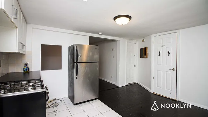 Rented by Nooklyn NYC LLC | media 54