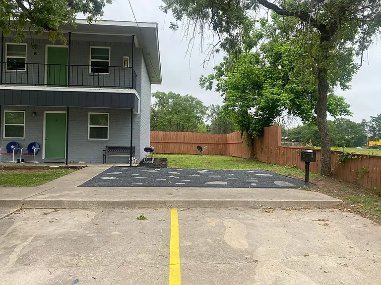 306 Calhoun Dr — Photo 13