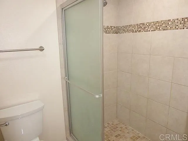 4705 Birchwood Cir — Photo 29