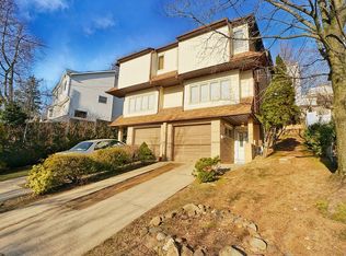 127 Grand Ave, Staten Island, NY 10301