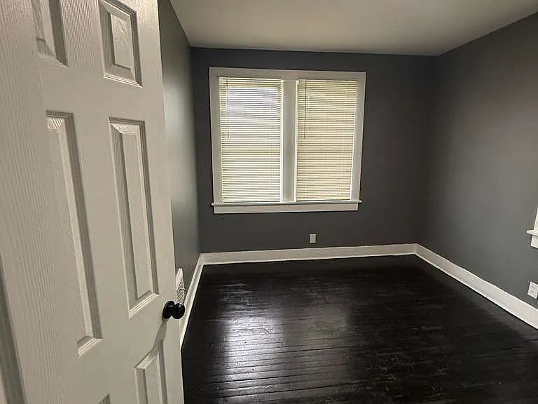 2676 Sturtevant St #4 — Photo 14