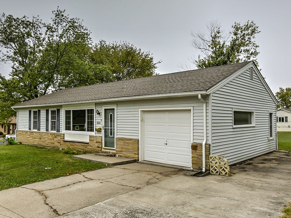 1st image of 6604 N Grand Ave