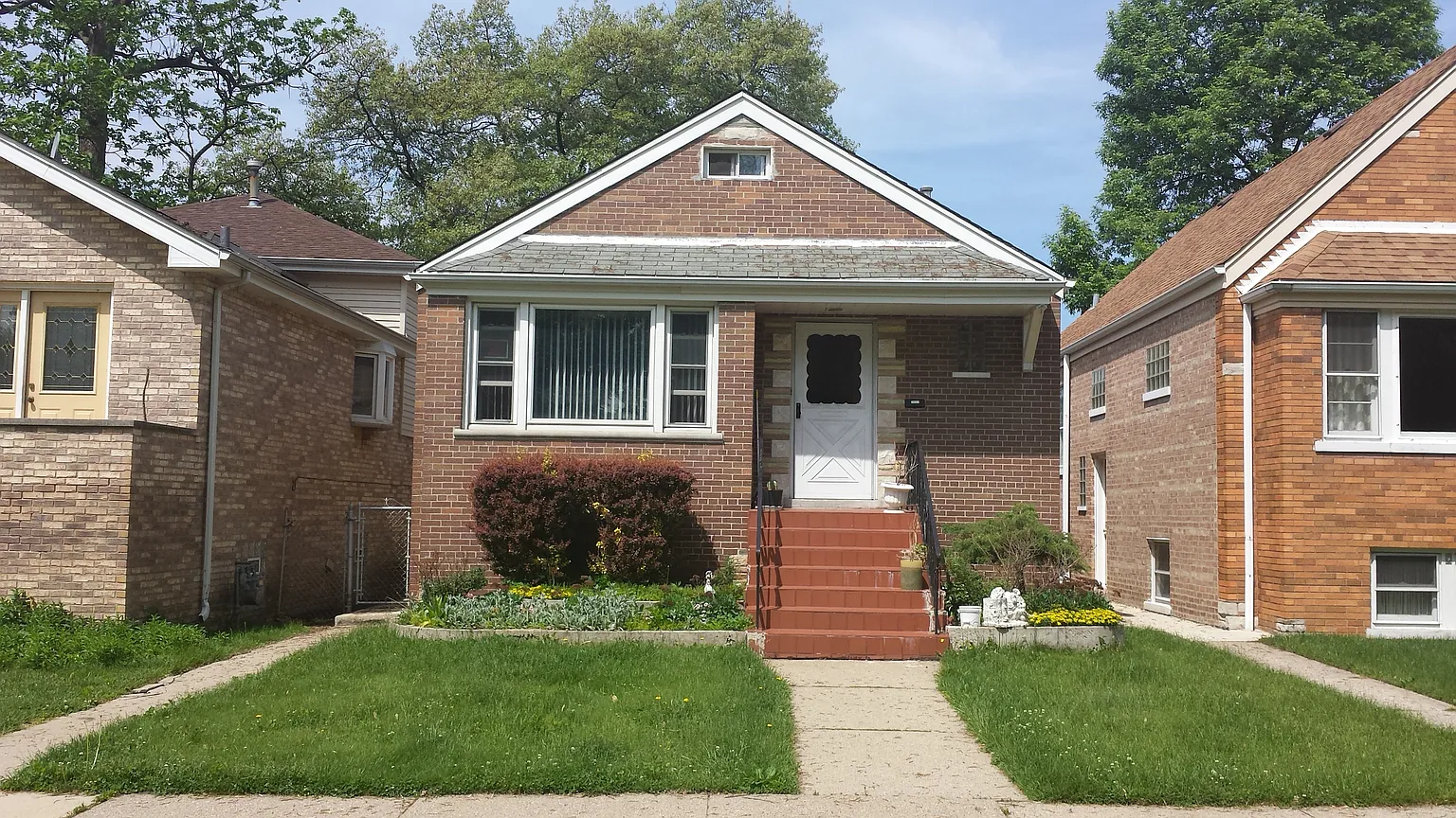 4030 Clinton Ave photo 1