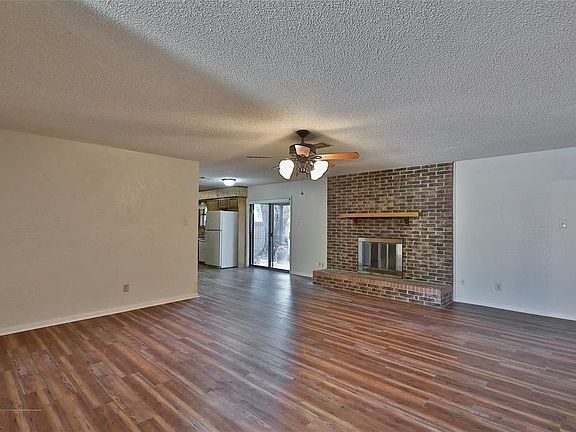 4th image of 2825 Button Willow Ave