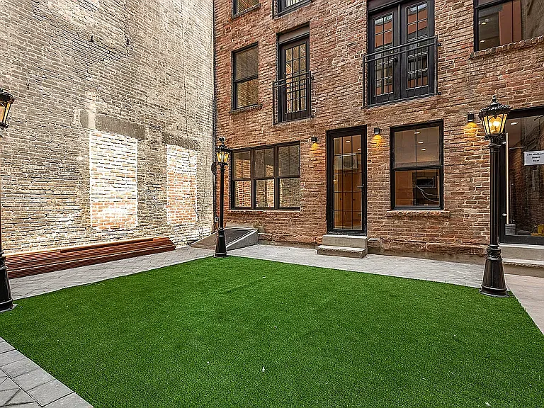 140 Mulberry St #3C — Photo 7