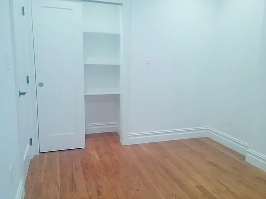 Rented by Bohemia Realty Group | media 32