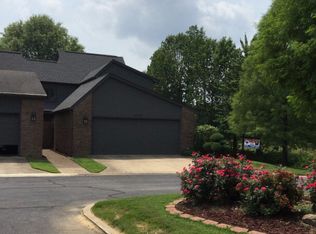 4100 Mason Woods Ln, Owensboro, KY 42303