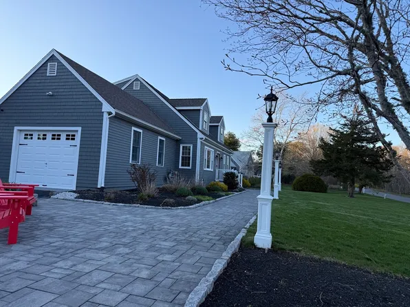 58 Stanhope Rd, East Falmouth, MA 02536