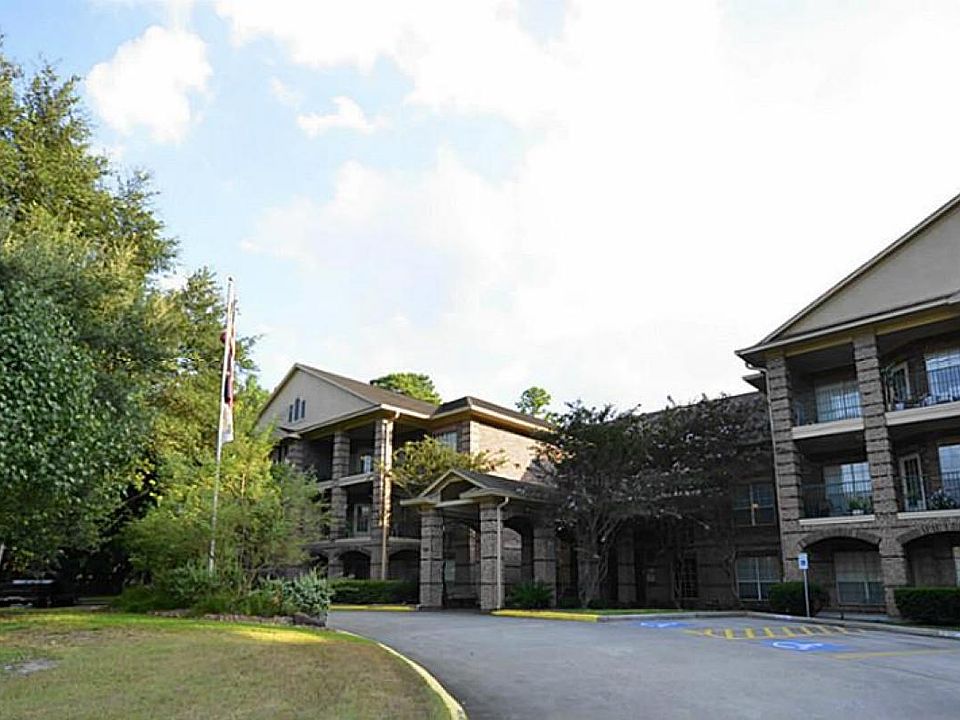 1st image of 2807 Kings Crossing Dr APT 318