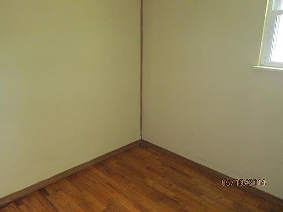 5th image of 107 Myron Ave