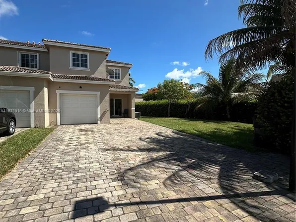 14321 SW 276th St, Homestead, FL 33032