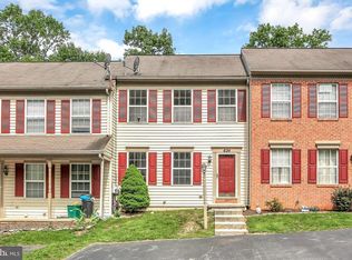 624 Rockwood Dr, Elizabethtown, PA 17022