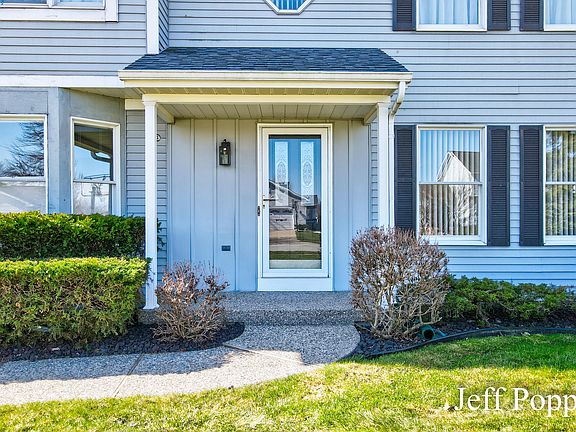4th image of 2256 Stowevalley Dr SE
