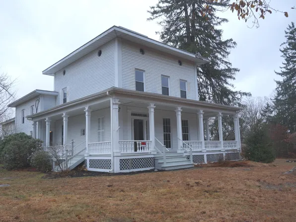 1572 Saybrook Rd, Haddam, CT 06438