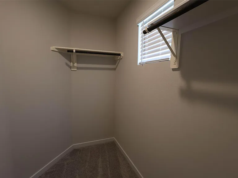 7757 Bergamot Cir — Photo 17