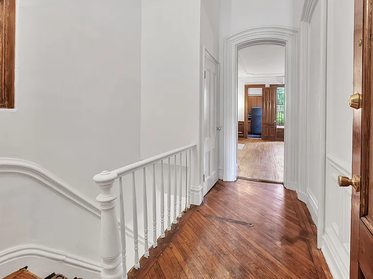 457 Clinton Ave #1A — Photo 5