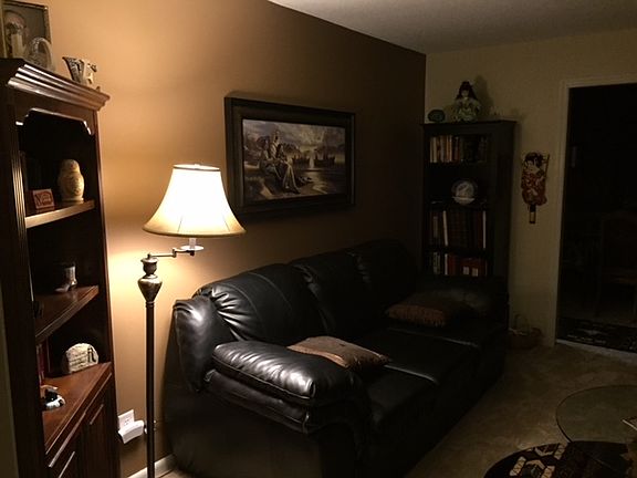 2nd image of 117 W Forest Dr