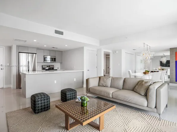 1150 101st St #302, Bay Harbor Islands, FL 33154