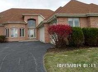 25121 S Hanson Ct, Monee, IL 60449