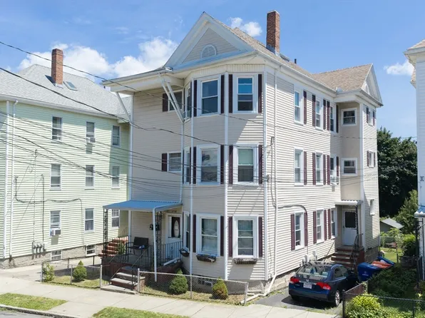 618 Summer St, New Bedford, MA 02746