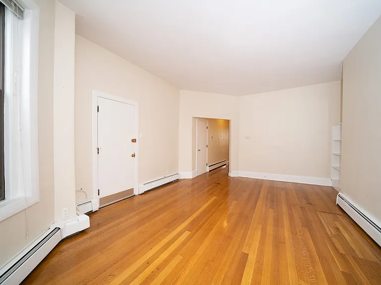 1728 Beacon St #1 — Photo 23