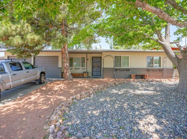 13417 Auburn Ave NE, Albuquerque, NM 87112