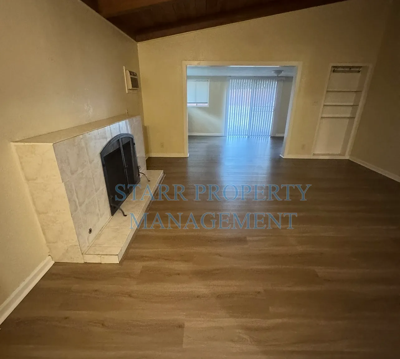 3 bed, 2.0 bath, 1300 sqft, $2,195 — Photo 3