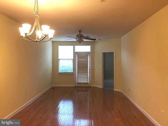 4th image of 504 Lawson Way