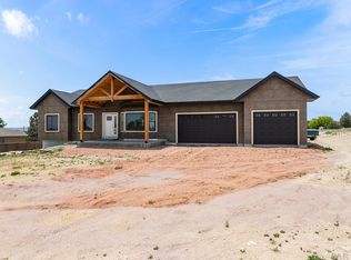 1009 S Oak Valley Dr, Pueblo West, CO 81007