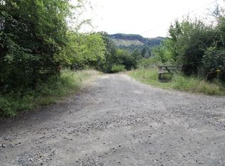 56020 SW Lee Falls Rd, Gaston, OR 97119