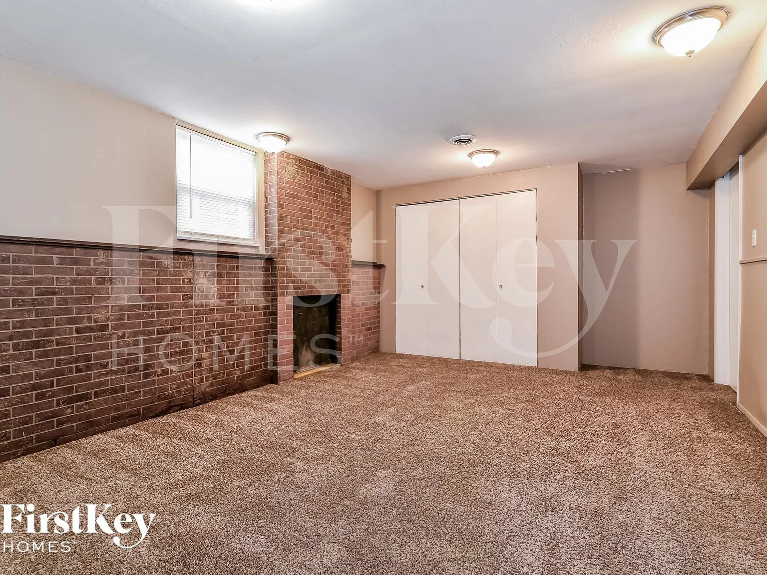 3 bed, 2.0 bath, 2094 sqft, $2,085 — Photo 3