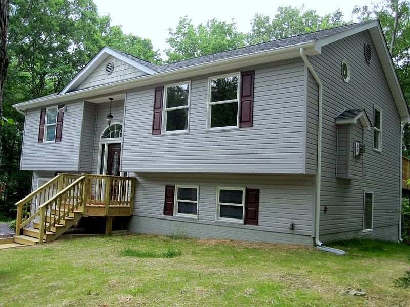 1st image of 7275 Jackson Dr