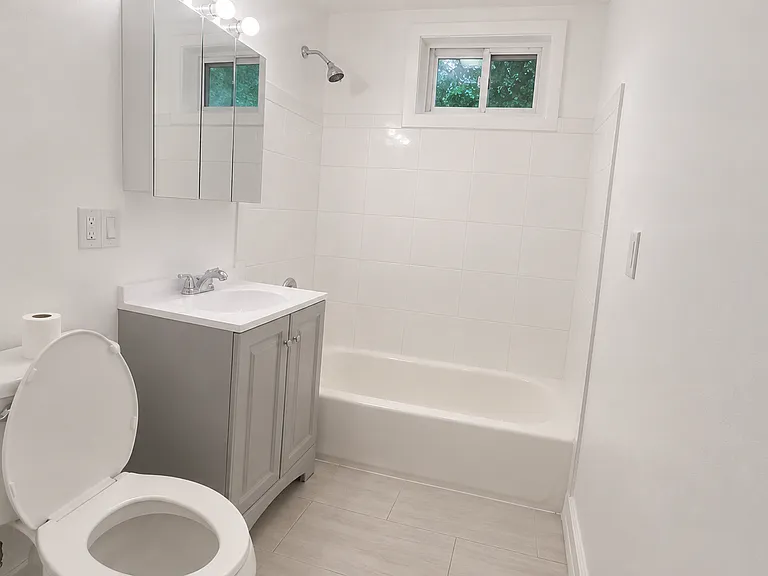 17 Elliott St #1 — Photo 6