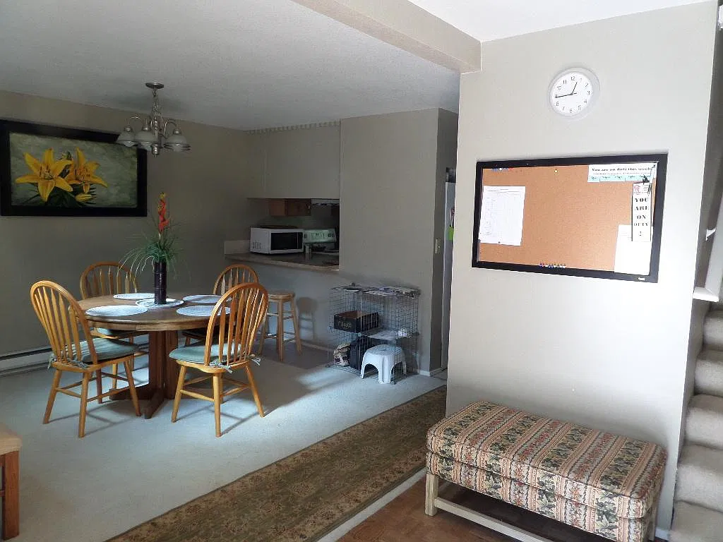 5 bed, 3.5 bath, 1450 sqft, $800 — Photo 3