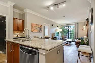 2 bed, 2.0 bath, 1089 sqft, $3,200 — Photo 2