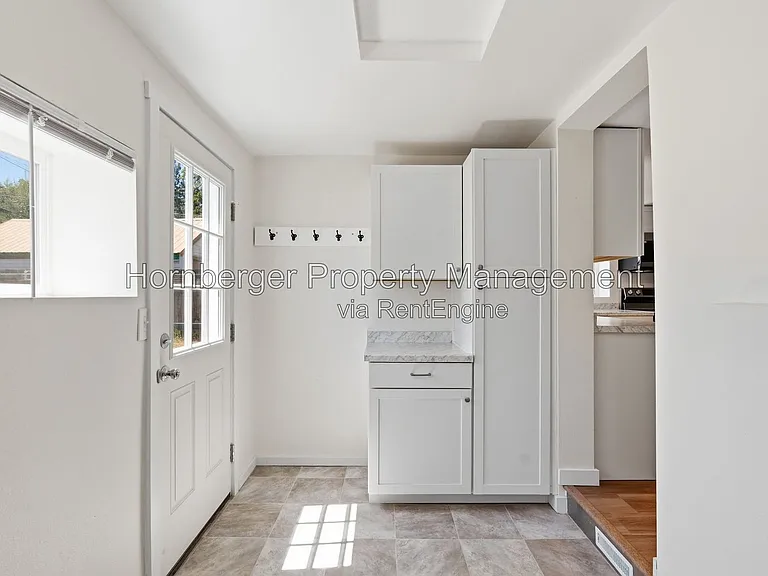1111 W Central Ave — Photo 17