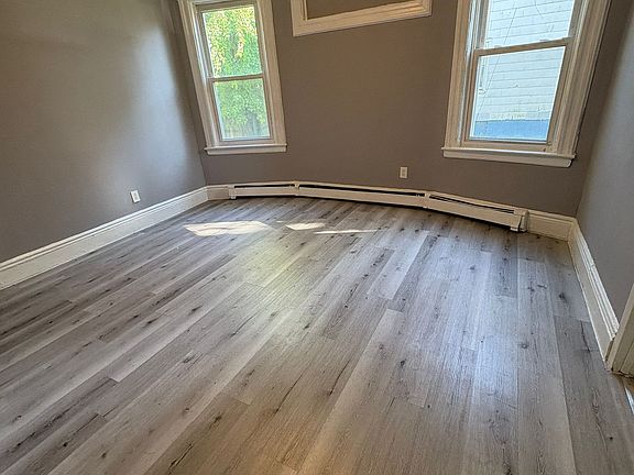4th image of 30 S 17th St Floor 1