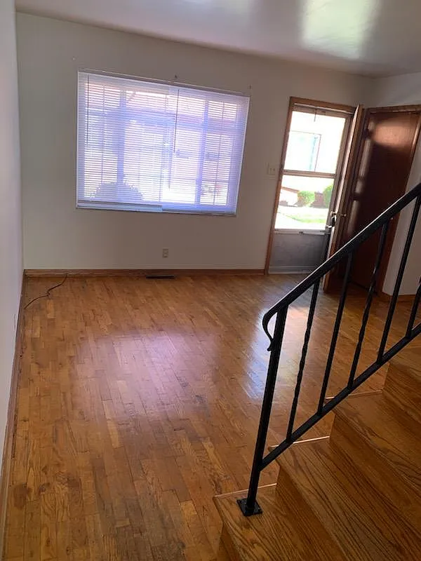 2 bed, 1.5 bath, $1,015 — Photo 4