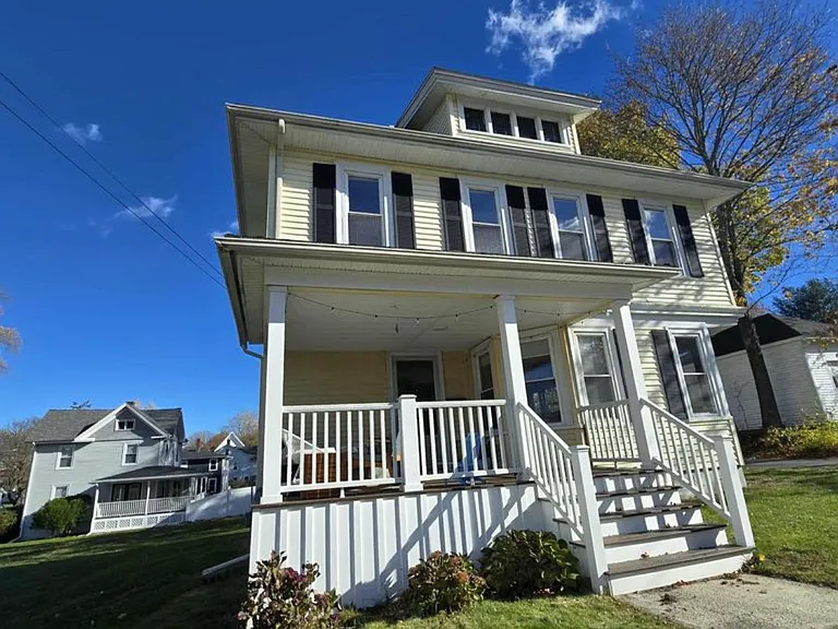67 Park St — Photo 3