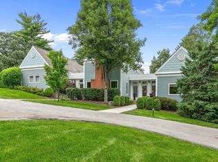 2501 Fuller Rd, West Des Moines, IA 50265