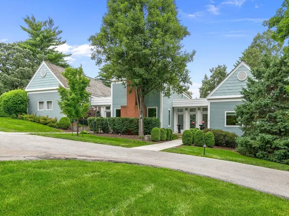 2501 Fuller Rd, West Des Moines, IA 50265