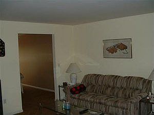 3rd image of 2435 Crew Cir