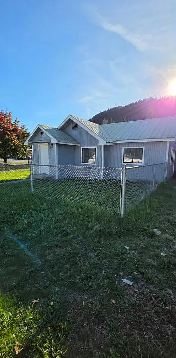 103 W Missoula Ave
