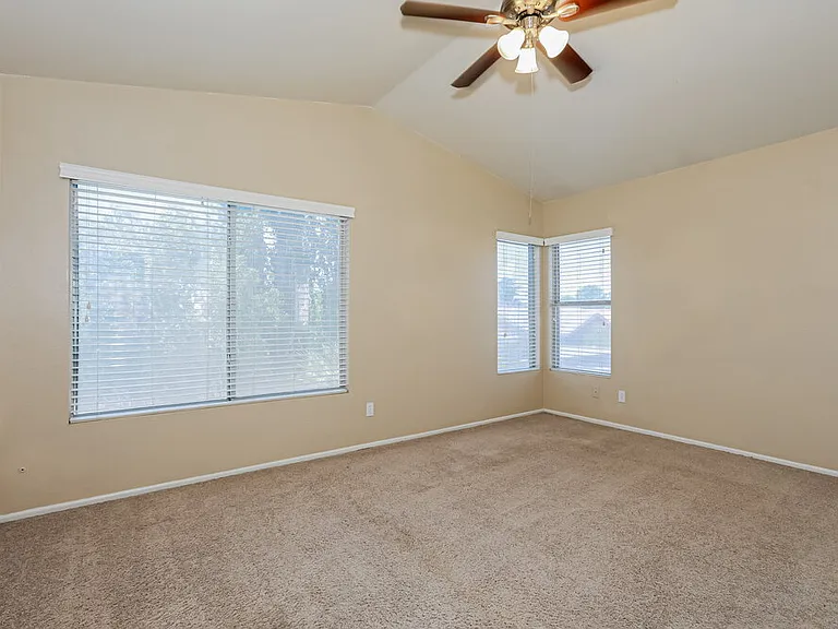 919 W Juanita Ave — Photo 10